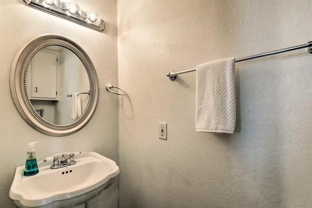 4027 Spanish Main Boulevard, Galveston, Texas image 46