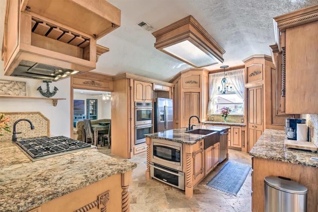 4027 Spanish Main Boulevard, Galveston, Texas image 41