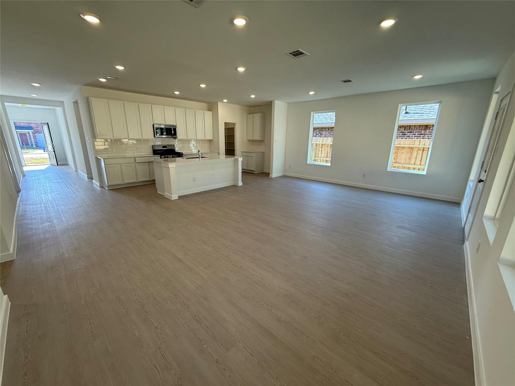 1222 Sea Oats Drive, Crosby, Texas image 12