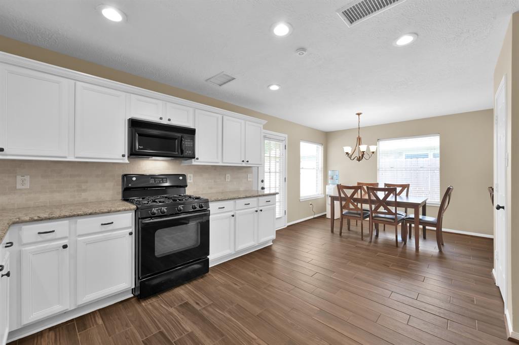 30911 Coral Park Drive, Spring, Texas image 13