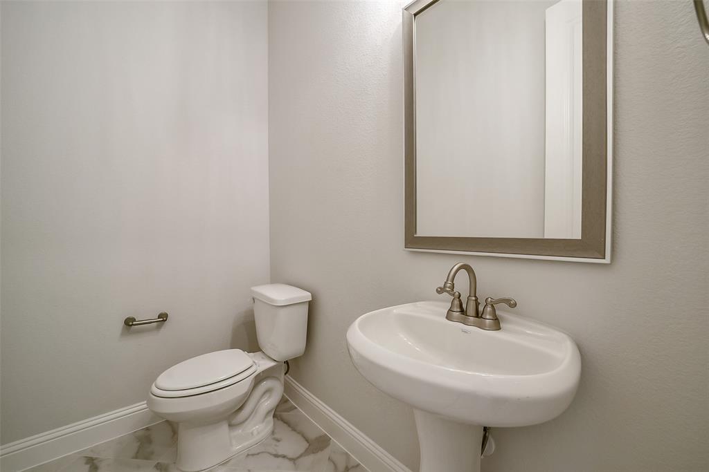 5434 Timpson Drive, Manvel, Texas image 17