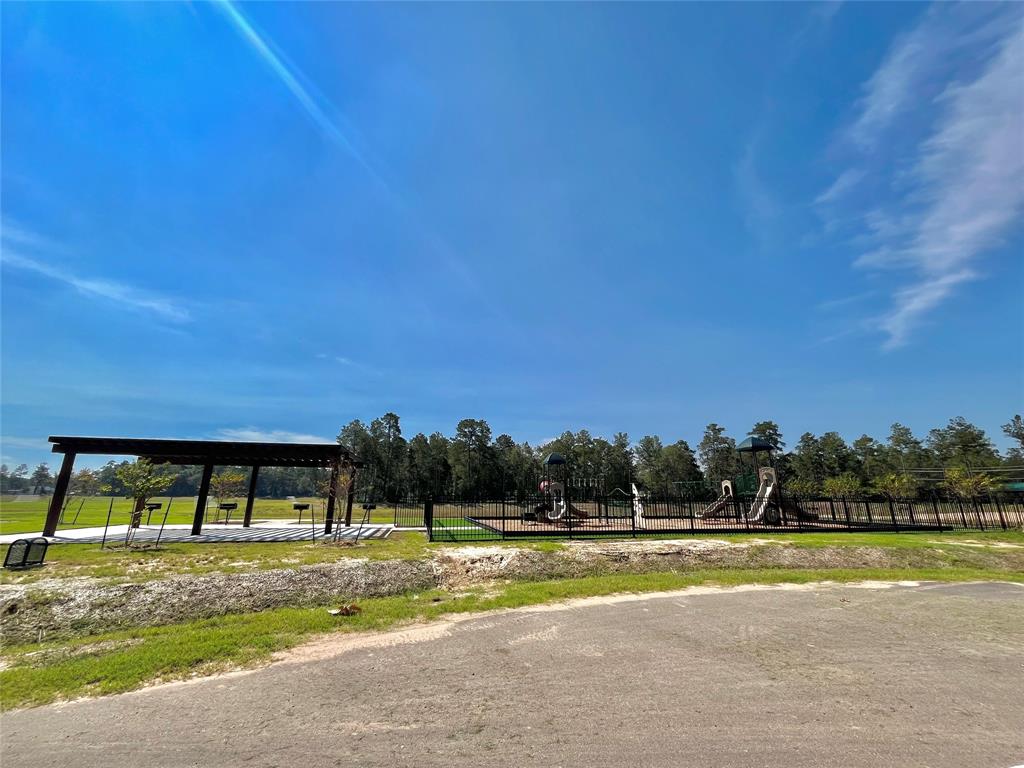 11702 Kelvin Court, Conroe, Texas image 4