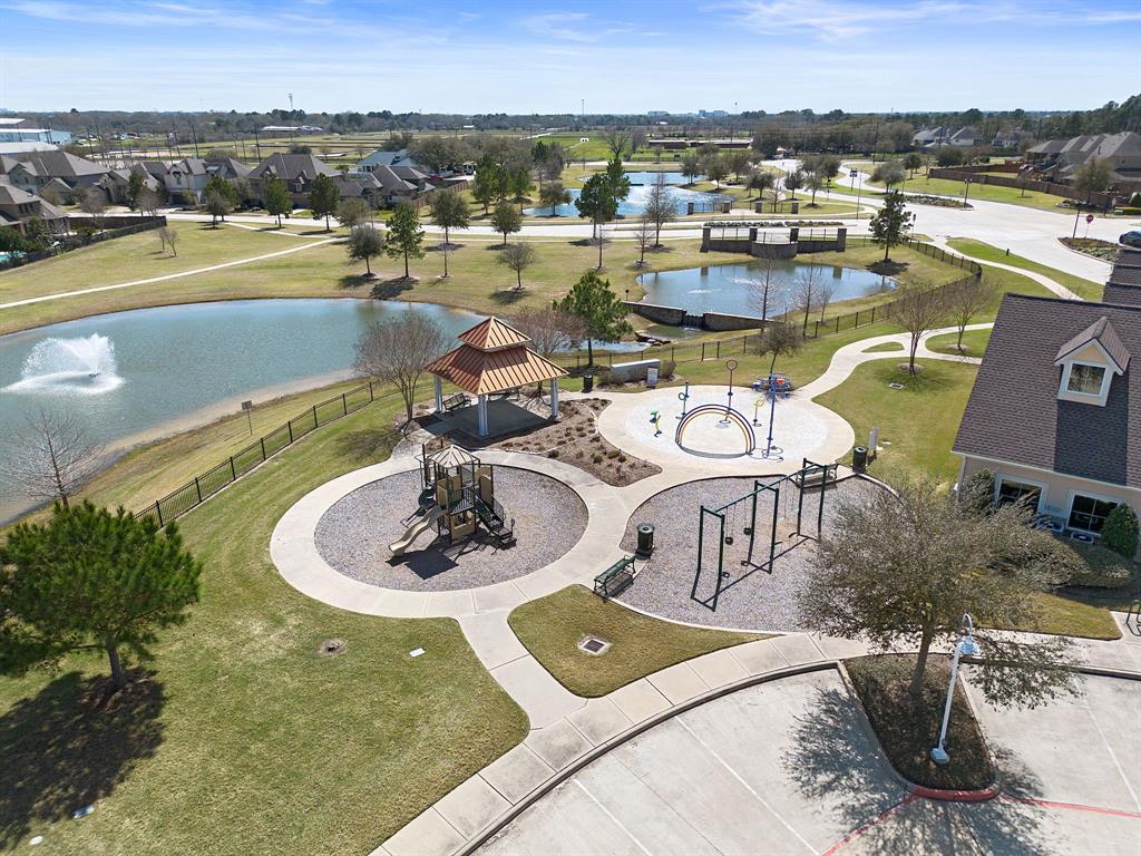 20319 Mercer Grove Drive, Cypress, Texas image 32