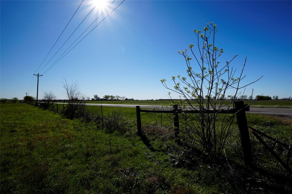 TR 1 1011 Fm 956, Schulenburg, Texas image 6