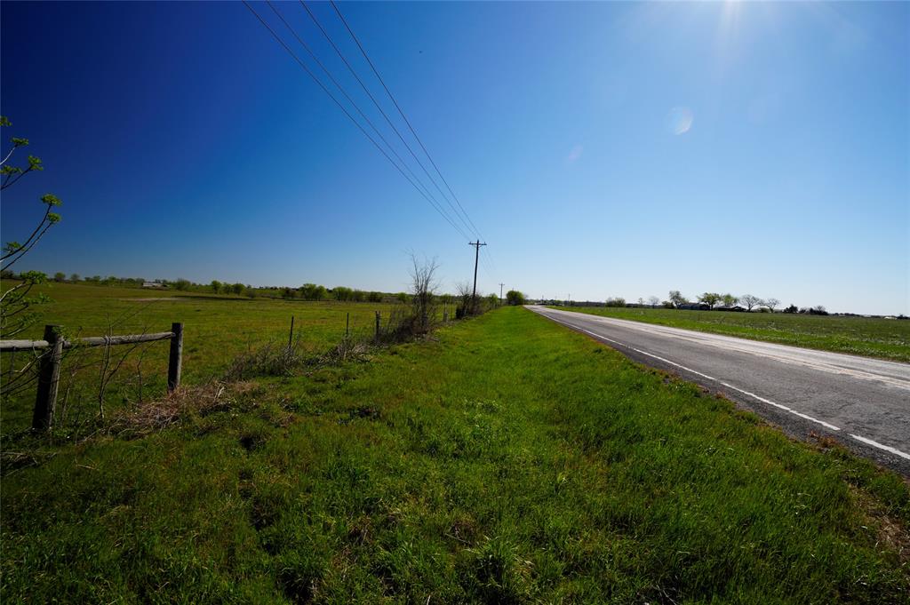 TR 1 1011 Fm 956, Schulenburg, Texas image 18