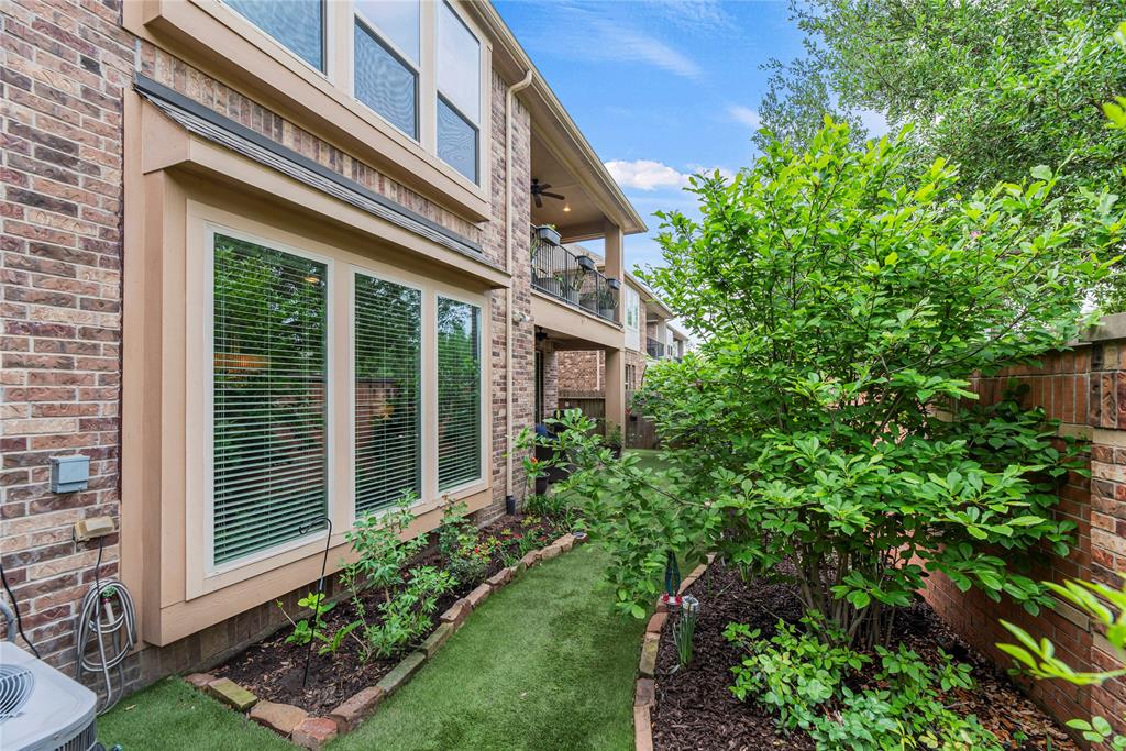 18318 Marks Edge Drive, Houston, Texas image 38
