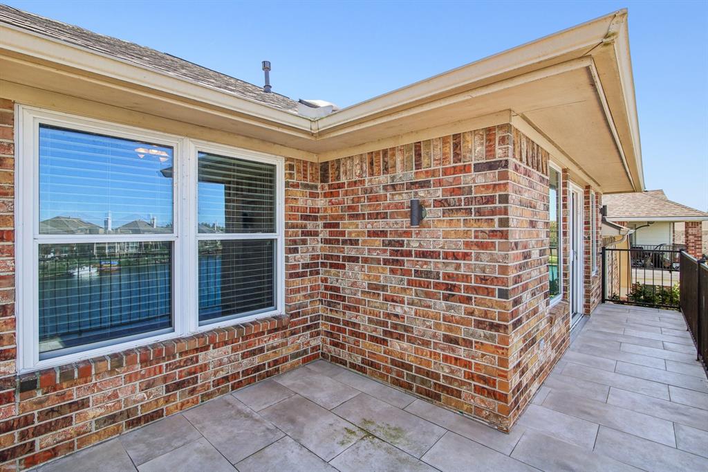 10011 Lakeside Gables Drive, Houston, Texas image 40