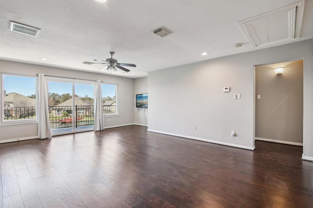 10011 Lakeside Gables Drive, Houston, Texas image 37