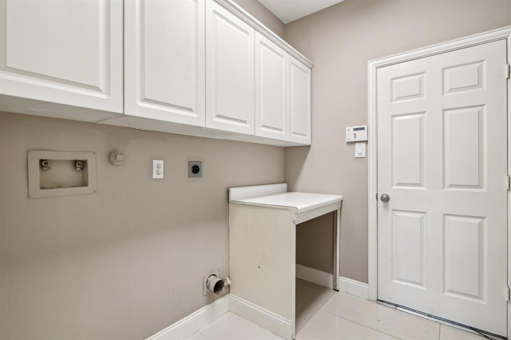 10011 Lakeside Gables Drive, Houston, Texas image 30