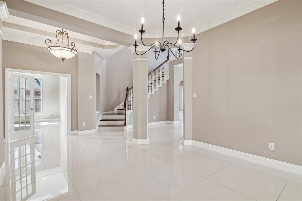 10011 Lakeside Gables Drive, Houston, Texas image 21
