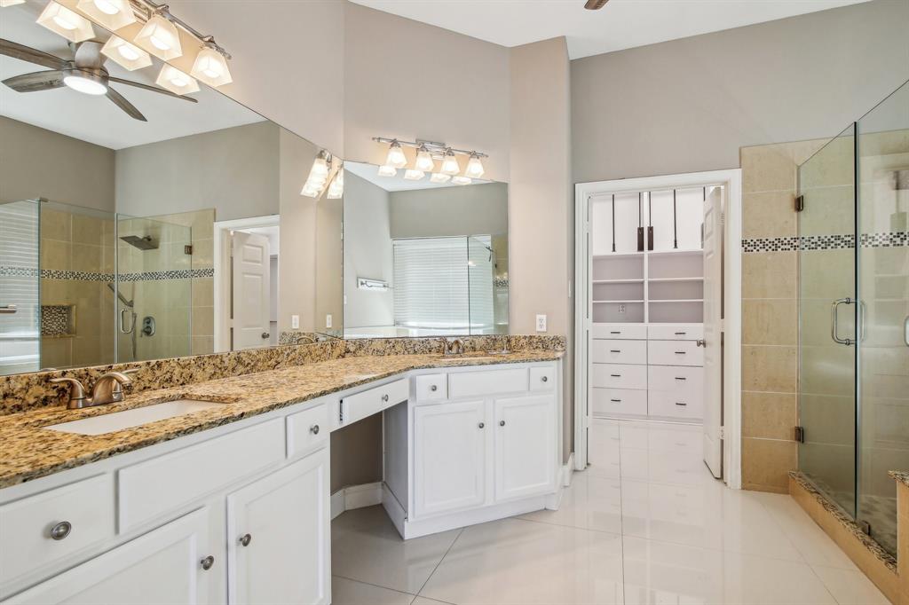 10011 Lakeside Gables Drive, Houston, Texas image 32