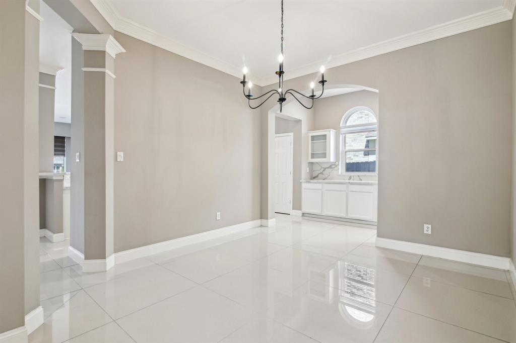 10011 Lakeside Gables Drive, Houston, Texas image 20