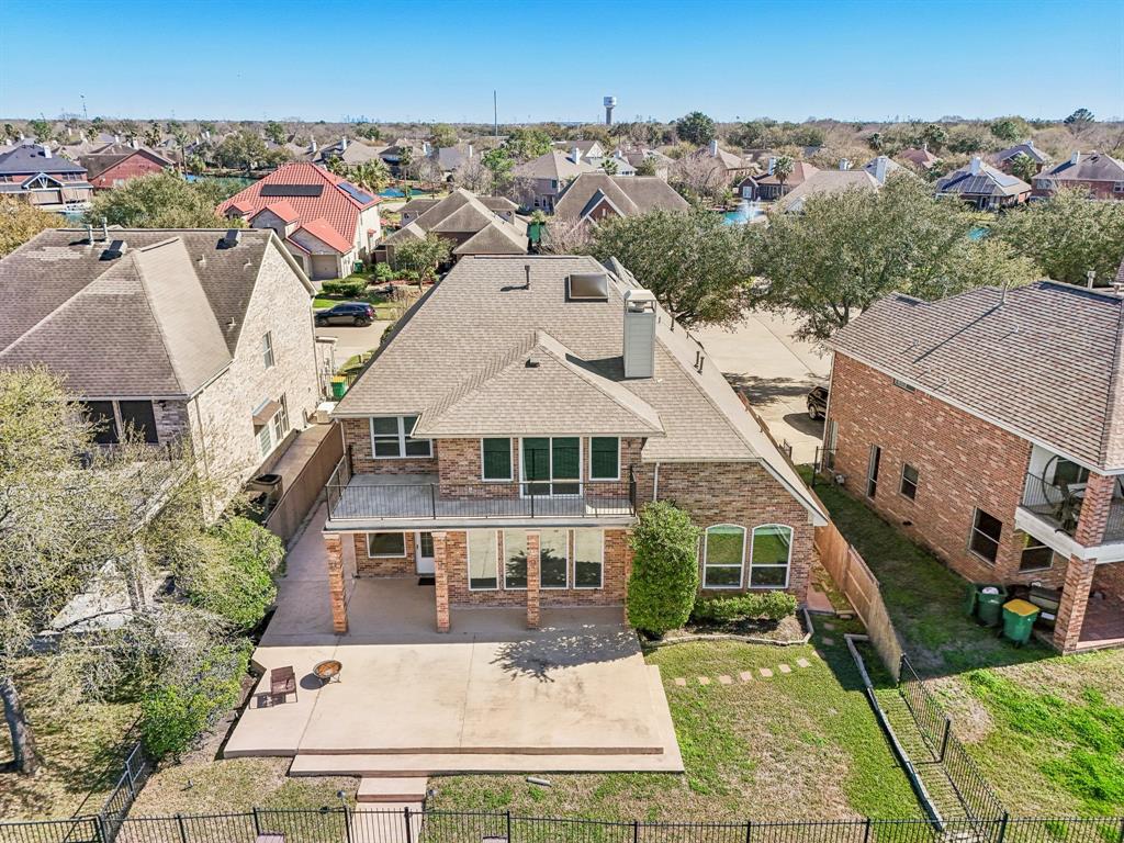 10011 Lakeside Gables Drive, Houston, Texas image 46