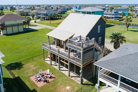 A home in Crystal Beach