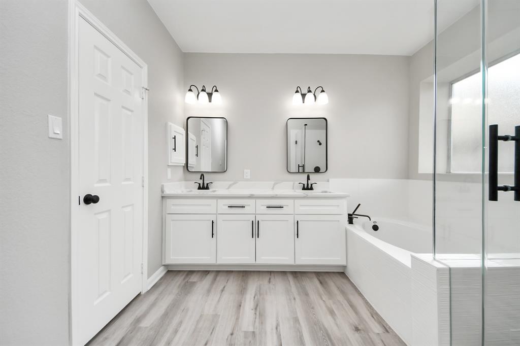 2014 Ridgeway Park Drive, Houston, Texas image 23