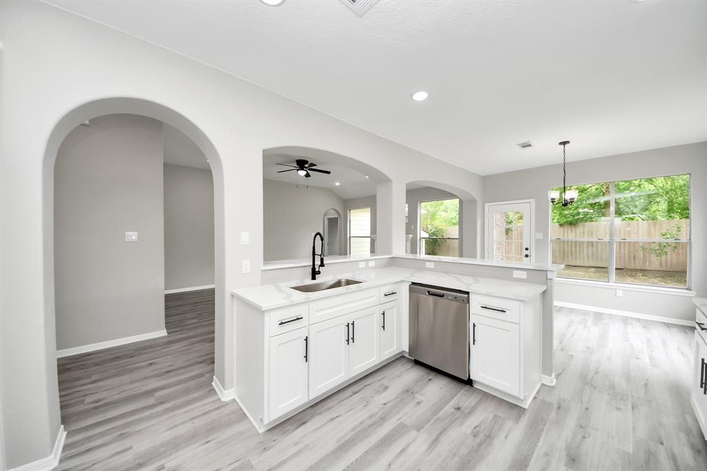 2014 Ridgeway Park Drive, Houston, Texas image 17