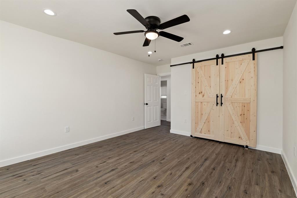 100 Harvey Avenue, Baytown, Texas image 30