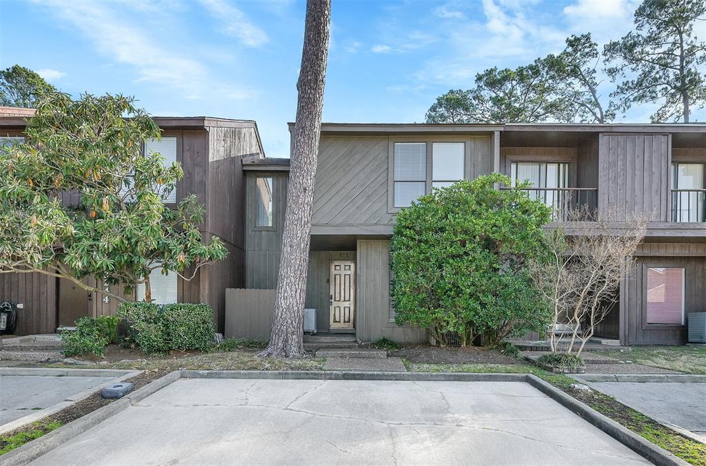 3242 Poe Drive