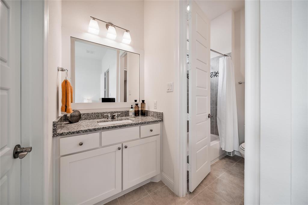 7318 Shepherds Glen Lane, Spring, Texas image 29