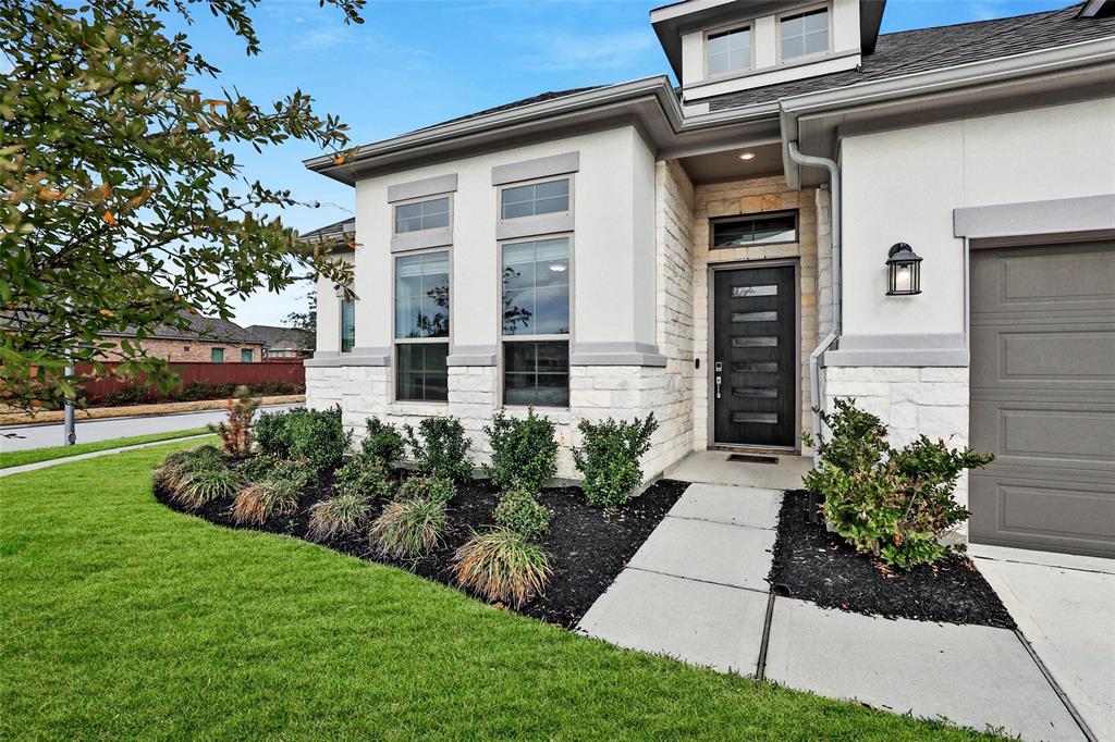 7318 Shepherds Glen Lane