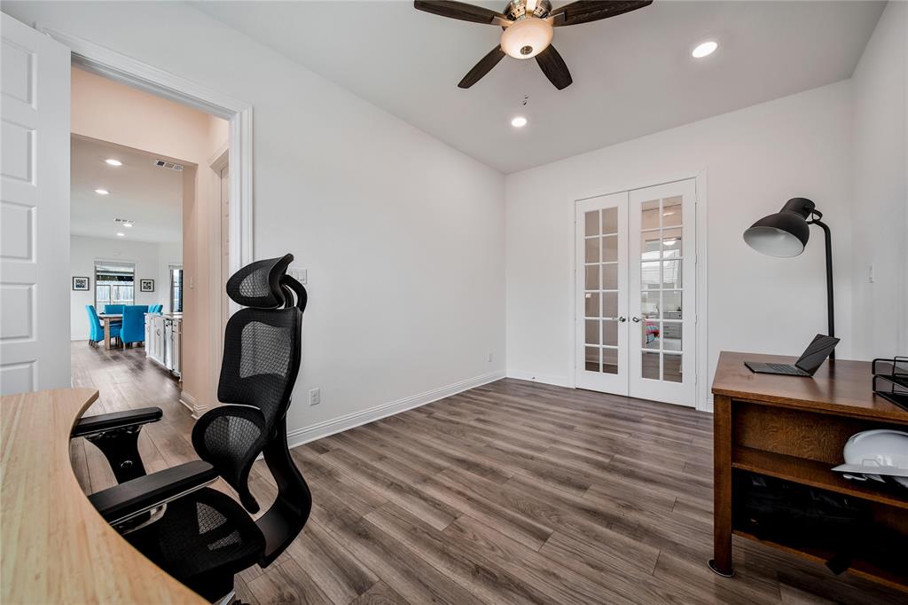 7318 Shepherds Glen Lane, Spring, Texas image 15
