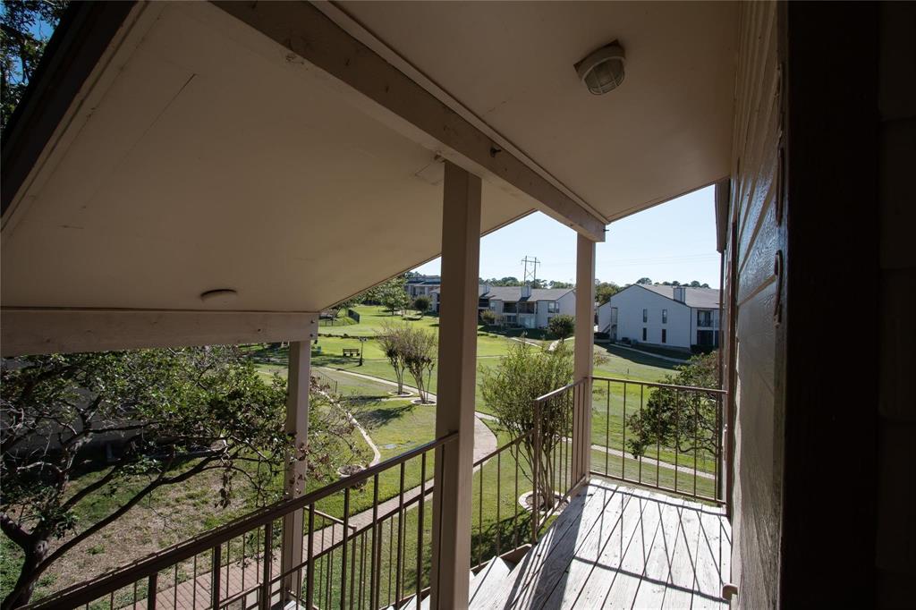 202 Lakeview Terrace H