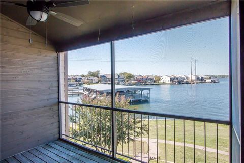 Photo of 202 Lakeview Terrace #H, Conroe, TX 77356 (MLS # 67348444)