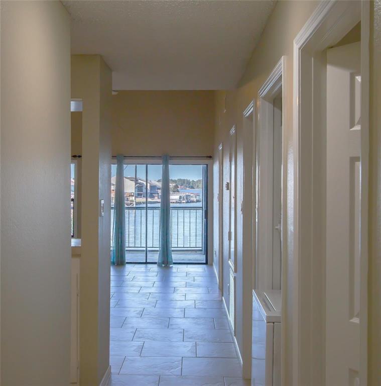 202 Lakeview Terrace H