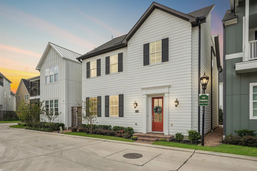 2405 W Kolbe Lane