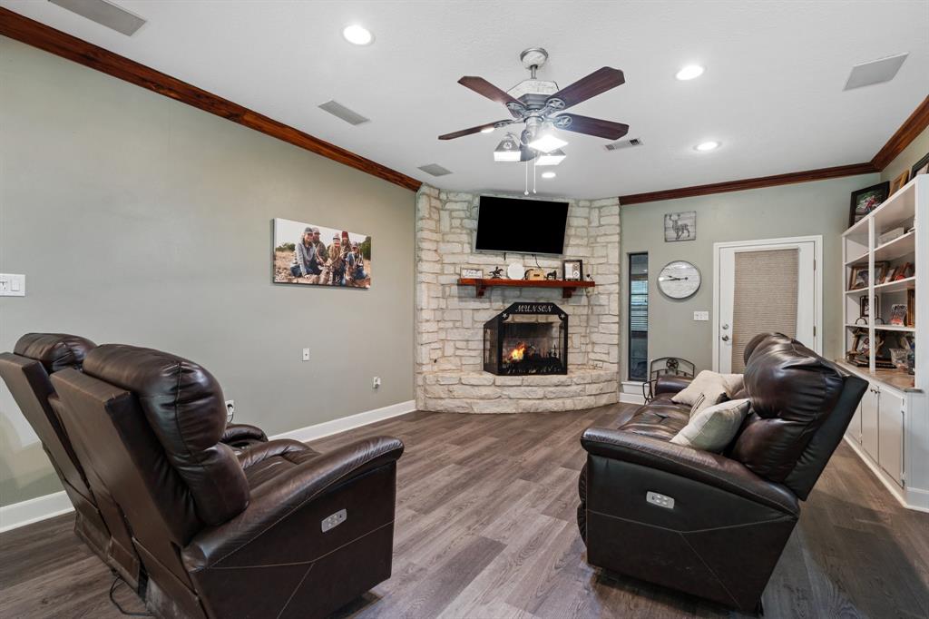 1182 N Old Israel Road, Livingston, Texas image 9