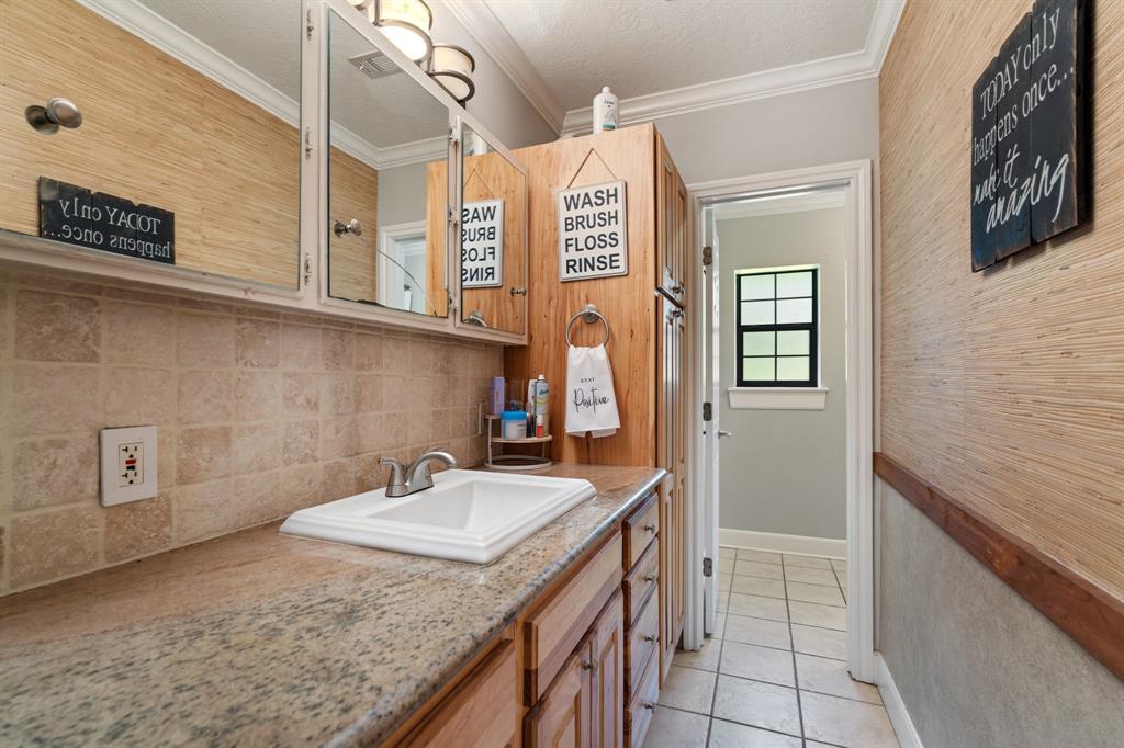 1182 N Old Israel Road, Livingston, Texas image 17