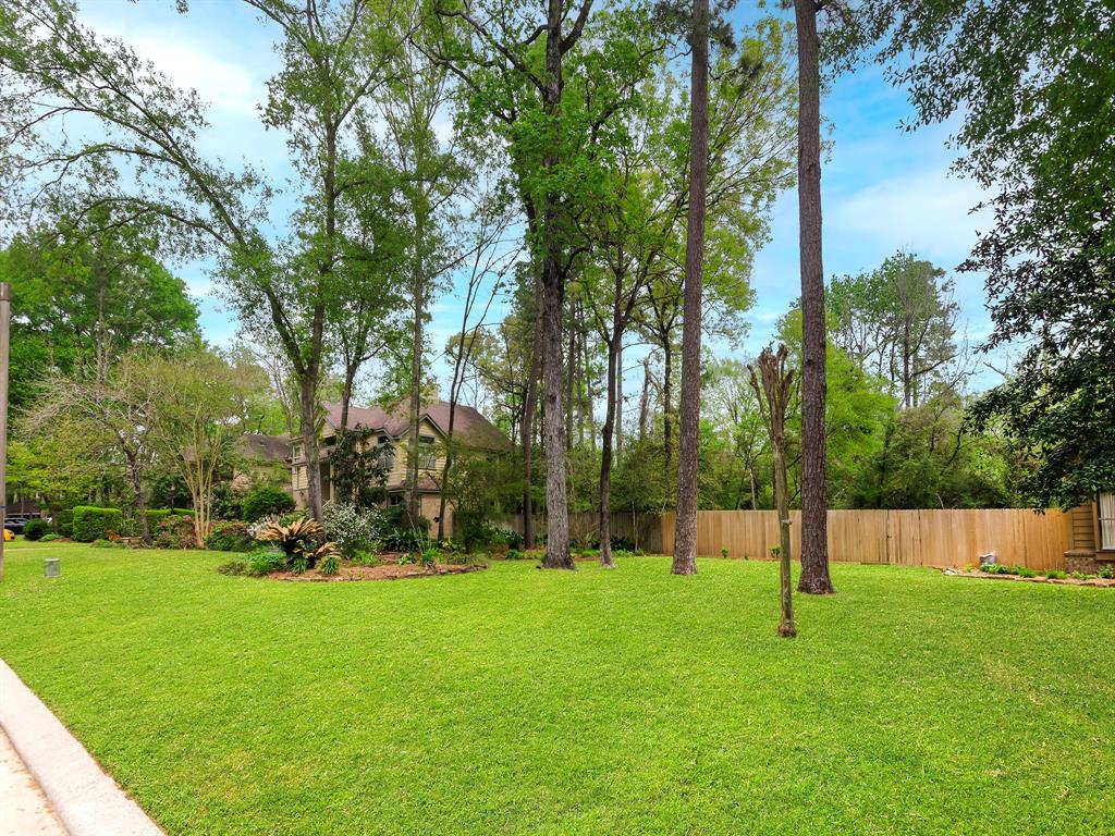 106 E Trace Creek Drive, The Woodlands, Texas image 39