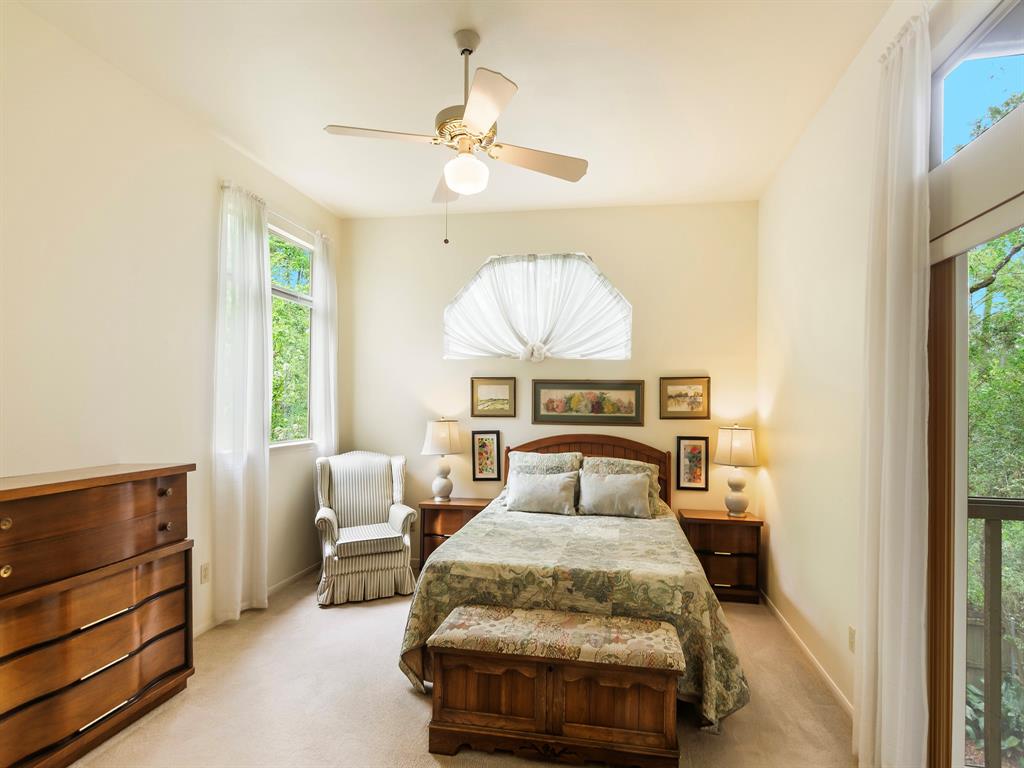 106 E Trace Creek Drive, The Woodlands, Texas image 17