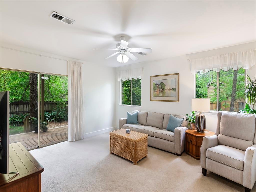 106 E Trace Creek Drive, The Woodlands, Texas image 24