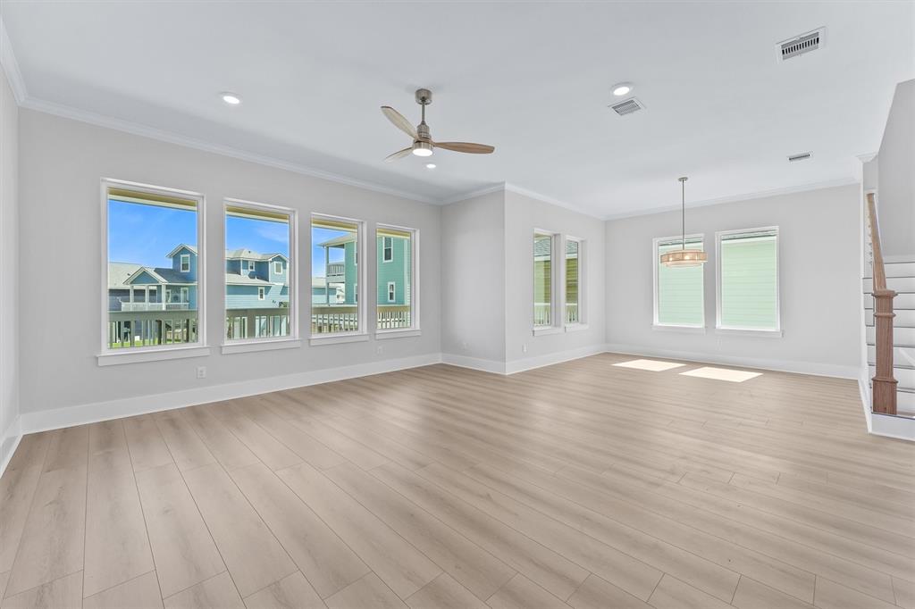 4010 Miramar Court, Galveston, Texas image 5