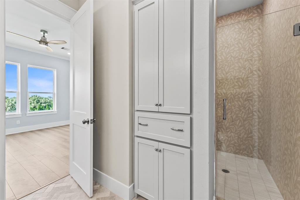 4010 Miramar Court, Galveston, Texas image 13