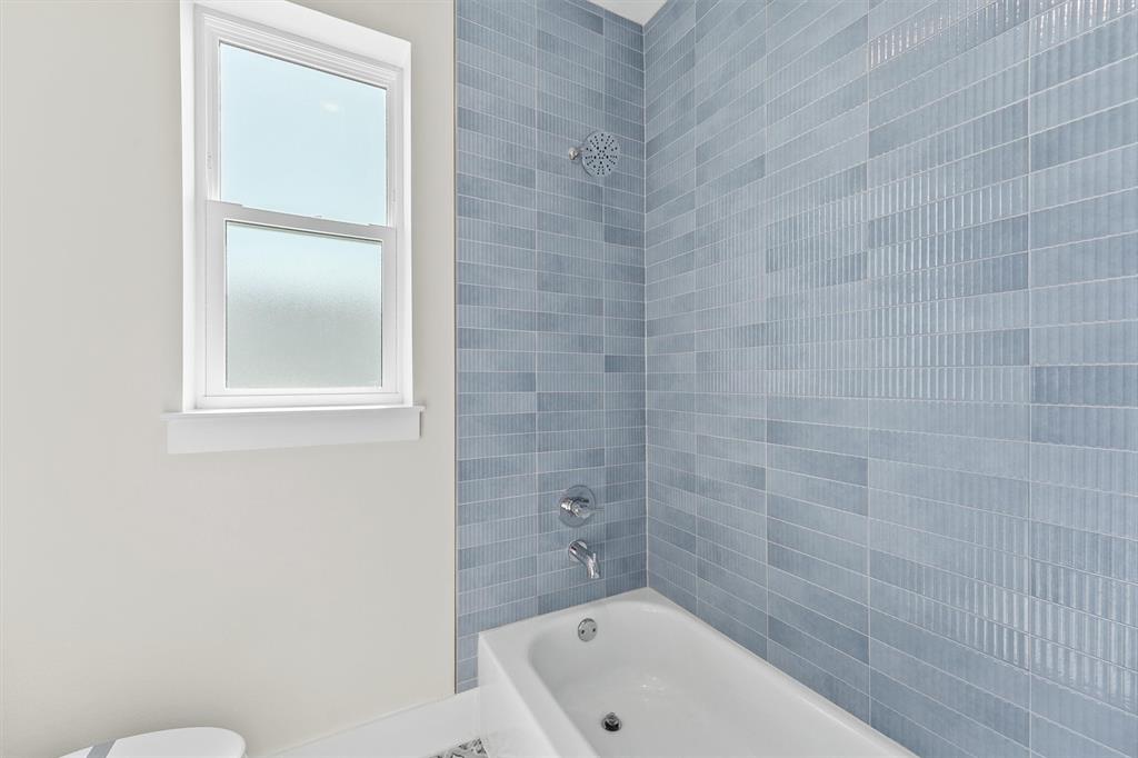 4010 Miramar Court, Galveston, Texas image 10