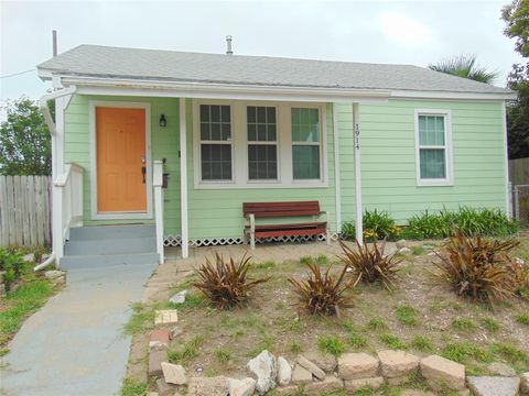 1914 52nd Street 1 Galveston TX 77551