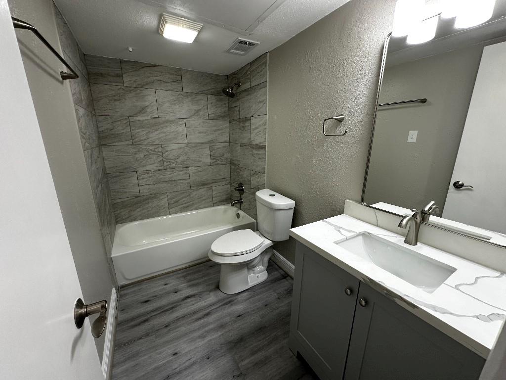 4444 Victory Drive #1311, Houston, Texas image 7