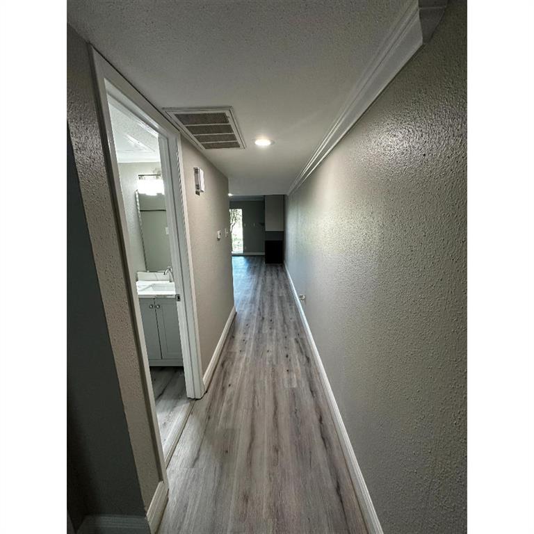 4444 Victory Drive #1311, Houston, Texas image 5