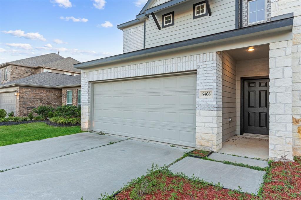 5406 Rustic Ruby Dr