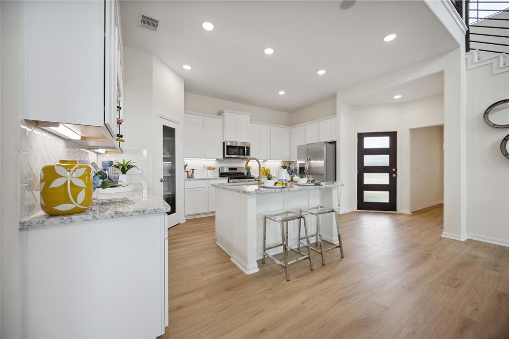 16800 Needlepoint Drive, Conroe, Texas image 3
