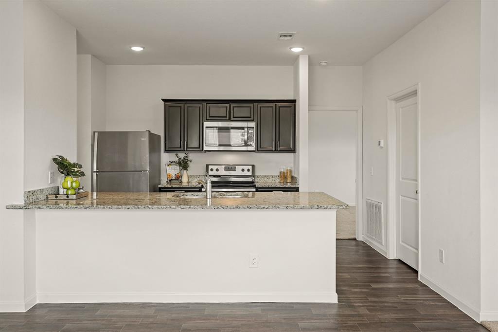 1041 White Birch Lane, Brookshire, Texas image 16