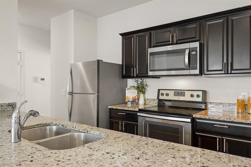 1041 White Birch Lane, Brookshire, Texas image 22