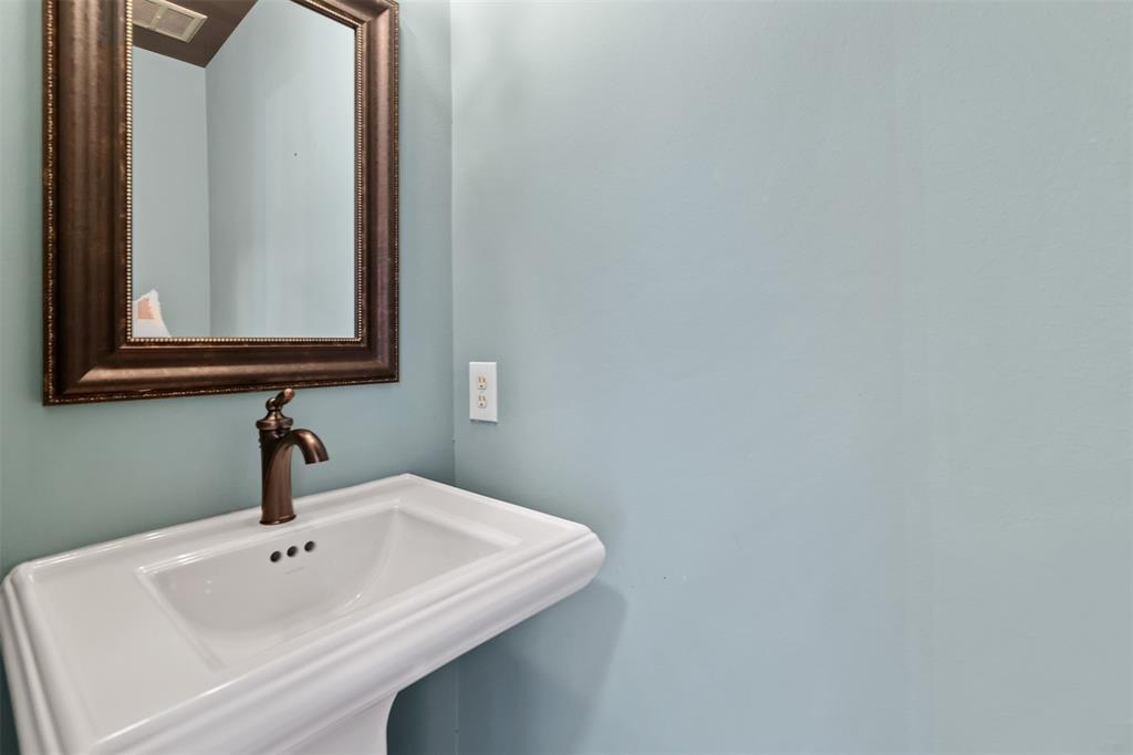 262 Spring Pines Drive, Spring, Texas image 22