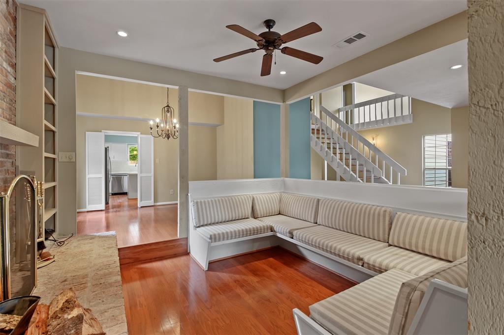 262 Spring Pines Drive, Spring, Texas image 5
