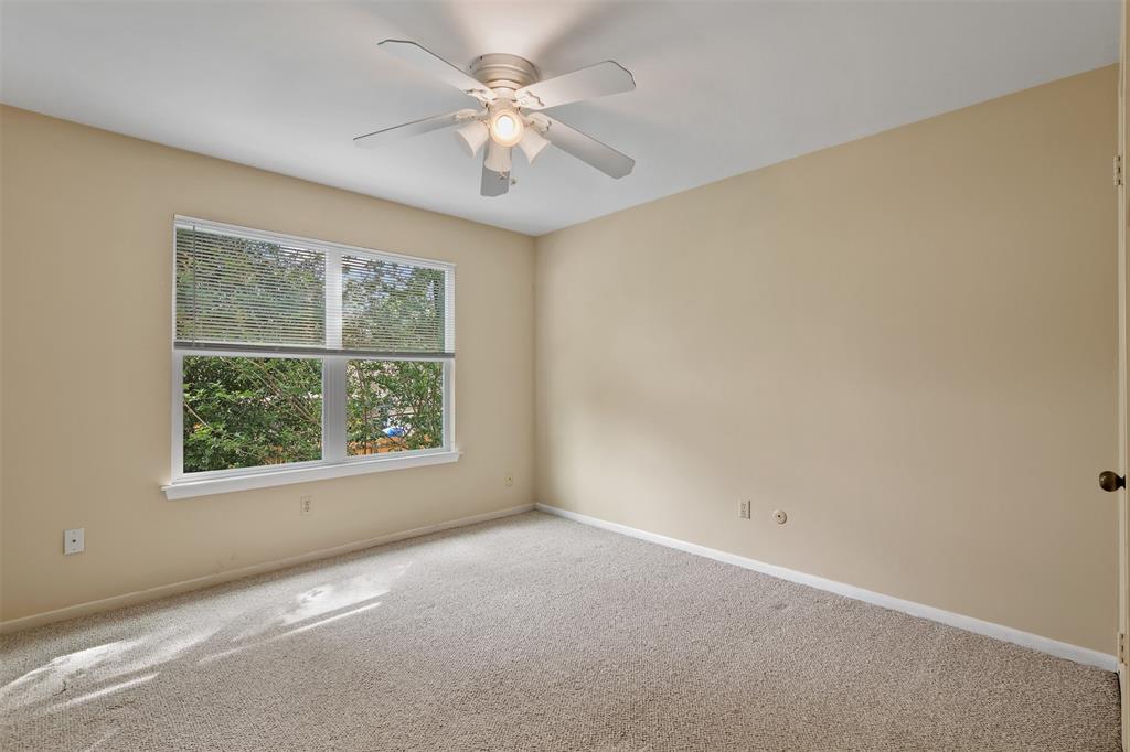 262 Spring Pines Drive, Spring, Texas image 17