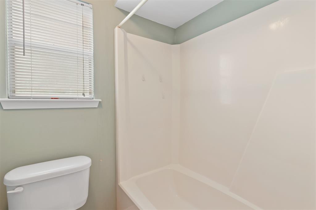 262 Spring Pines Drive, Spring, Texas image 21