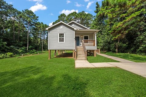 Photo of 325 Cemetery Road, Coldspring, TX 77331 (MLS # 77551031)