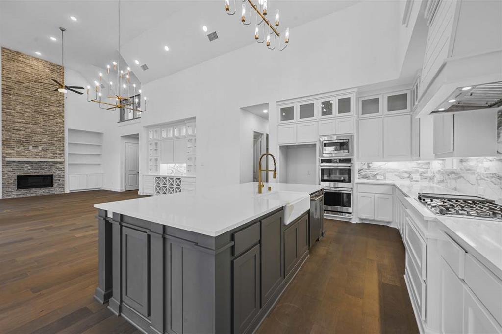 7802 Ashy Sunflower Lane